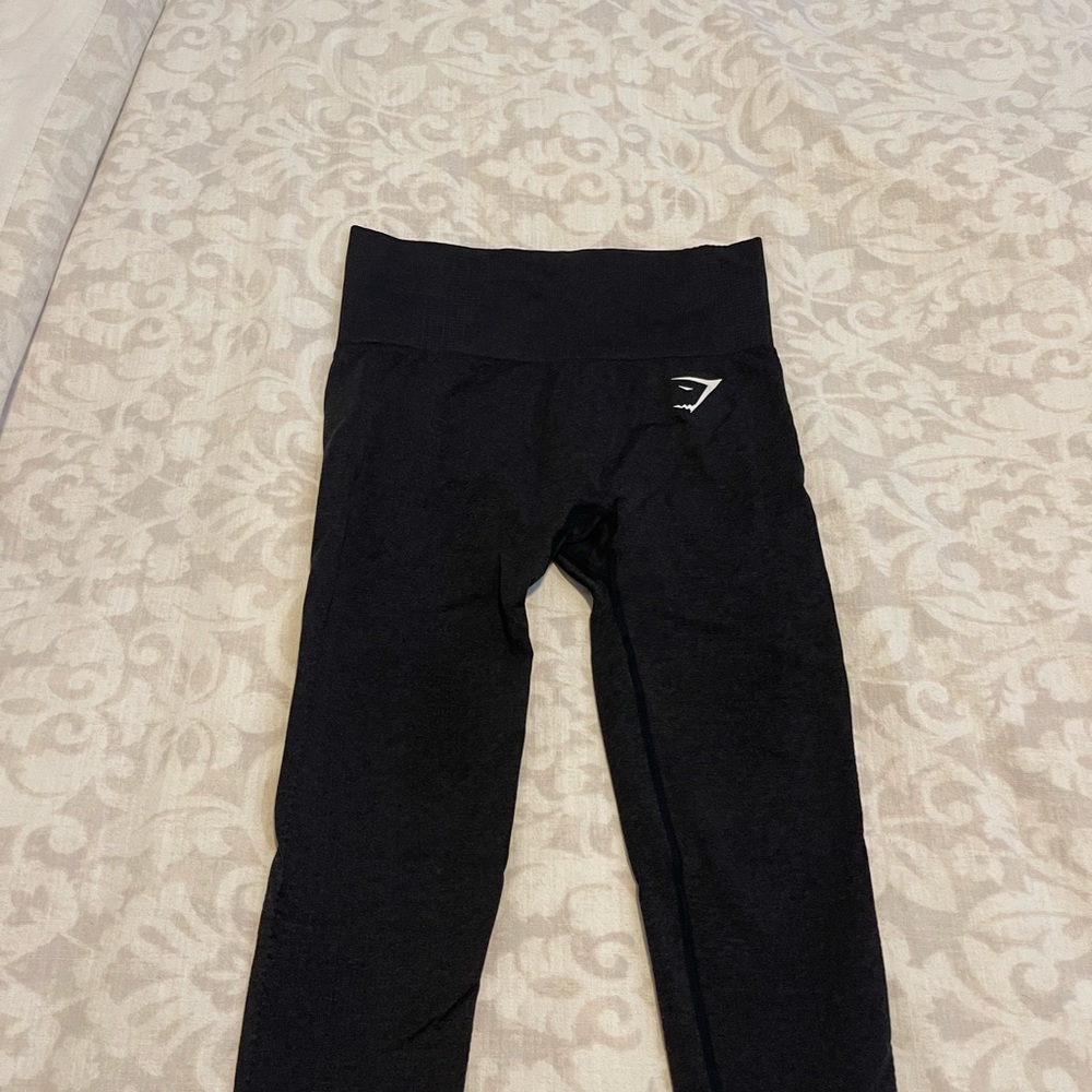 Black Gymshark leggings